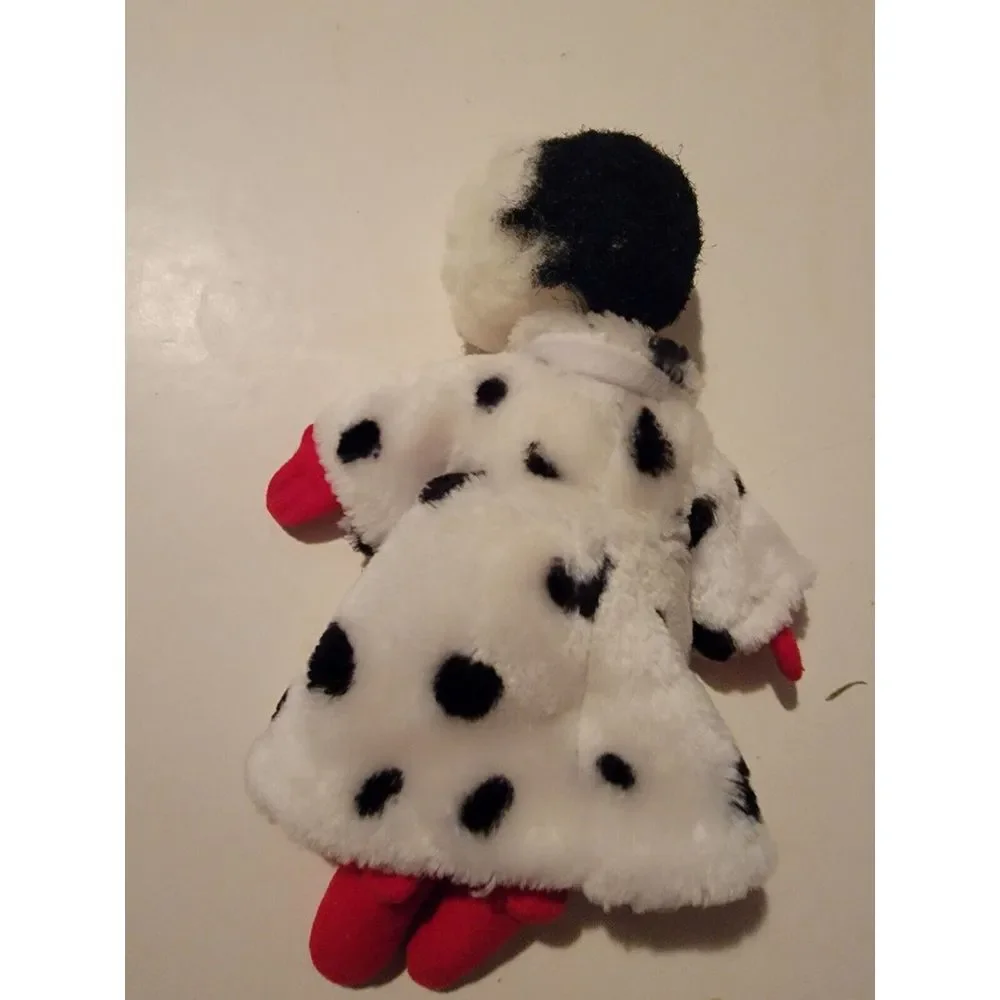 Disney Store 101 Dalmatians Cruella Deville Bean Bag Plush Toy Doll Disneyland